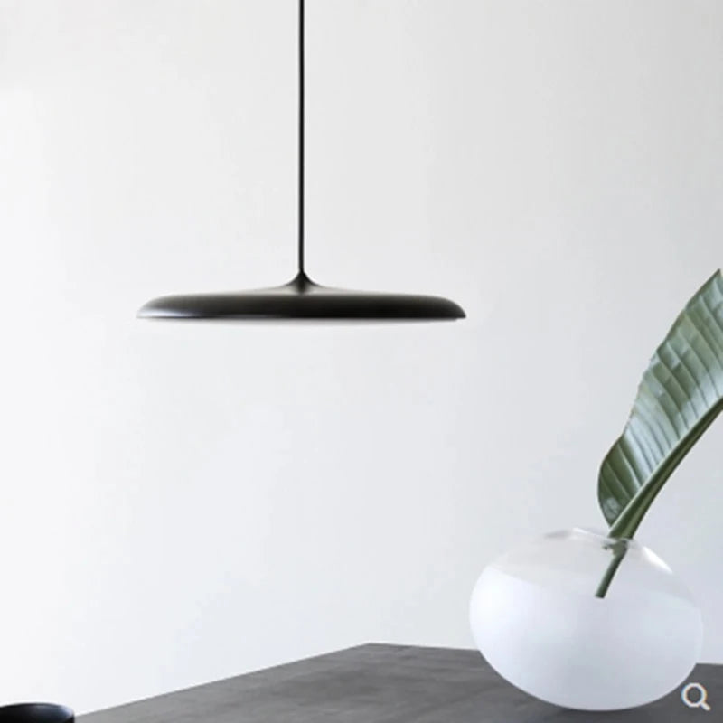 Nordic Simple Pendant Lamp Iron Paint Creative UFO Personality LED Macarons Color Single Head Bedside Lighting Lamp