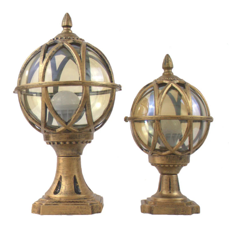 ?European Waterproof Rust-Proof Bronze Decorative Outdoor Post Lamp with Glass Globe & Die-Cast Aluminum, E27 Bulb for Garden