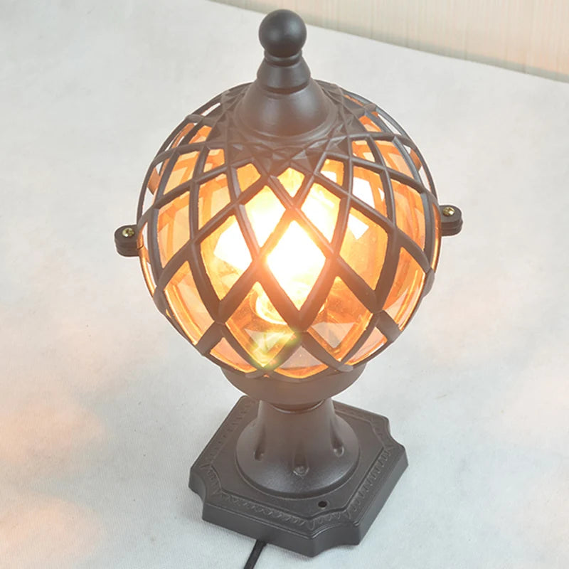 European-Inspired Glass Globe Post Lamp with E27 Socket & IP65 Waterproof, Cast Iron Outdoor Landscape Lighting for Gardent