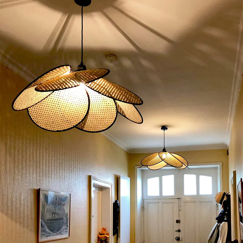 Natural Bamboo Rattan Wicker Chandelier LED Hanging Pendant Lamp Shade with Handwoven Leaf Grid Design for Living Room Kitchen