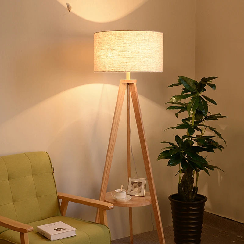 Nordic Modern Solid Wood Floor Lamp for Living Room Home Decor Simple Creative E27 LED Lighting Fixture With Fabric Lamp Shade