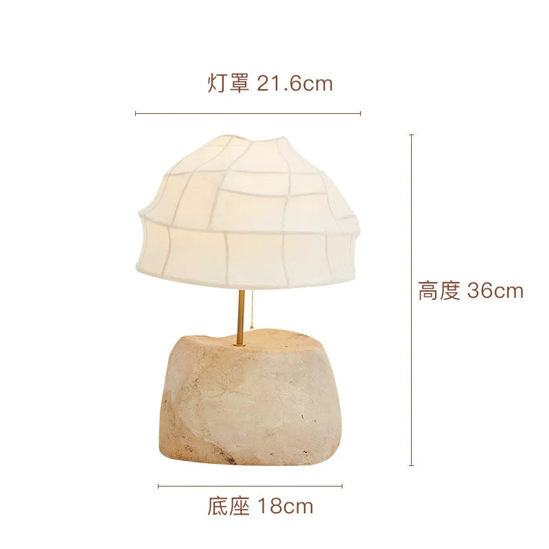 French Vintage Wabi-Sabi Table Lamp - Modern Luxurious Post-Modern Decorative Light Fixture with Creative Design
