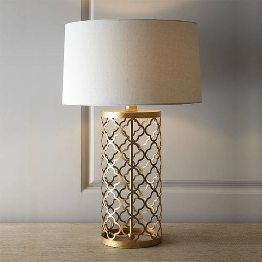 American Golden Wrought Iron Hollow Pattern Livingroom Table Lamp Luxury Bedroom Bedside LED E27 Beige Cloth Cover Desk Lighting